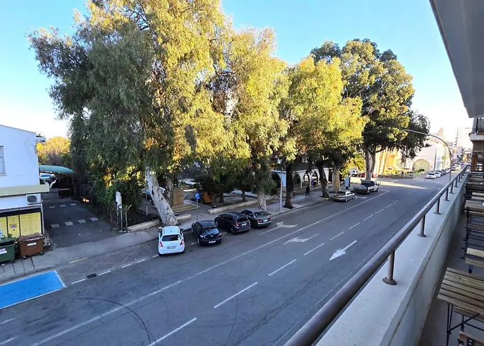 Apartment 3br Gem, - 1gb Wi-fi Larnaca